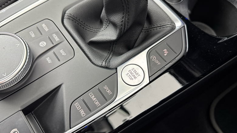 BMW 1 Series 118i [136] Sport 5dr [Live Cockpit Professional] Petrol Hatchback